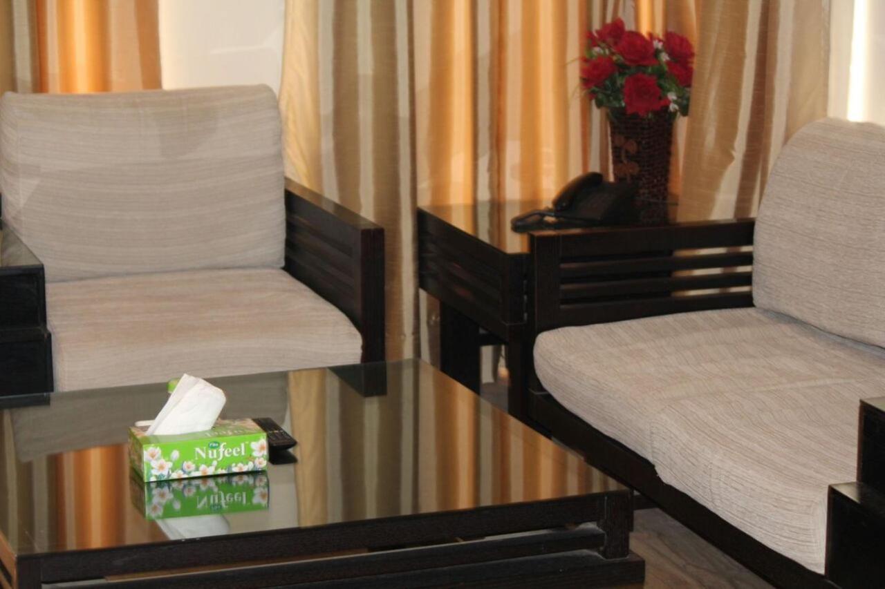 Hotel Vipul Grand Gurgaon Exterior foto